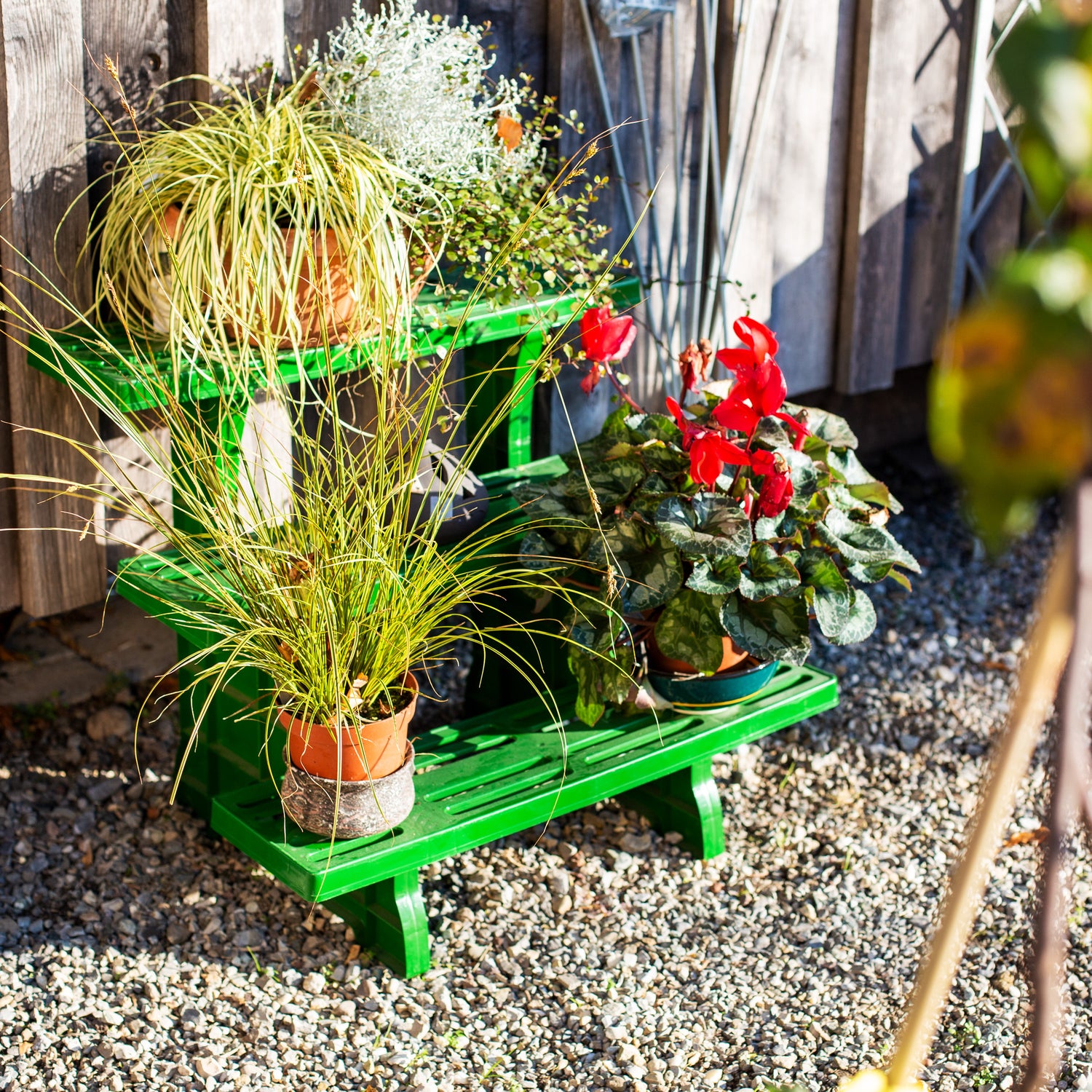 UPP Dekorative Pflanztreppe für Balkon Terasse oder Garten